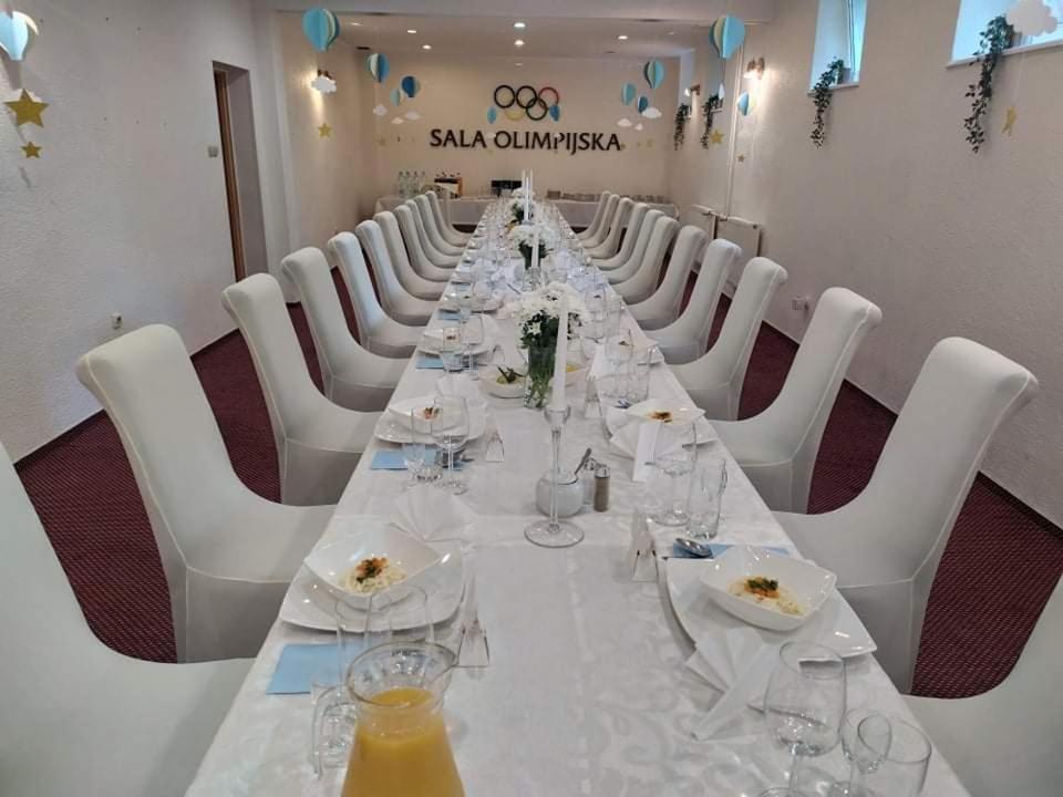 Hotel Lech 그니에즈노 외부 사진